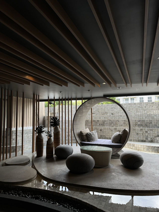 BAYPHERE โรงแรมติดทะเลพัทยา สระสวยวิวดี ราคาดีสุดๆ