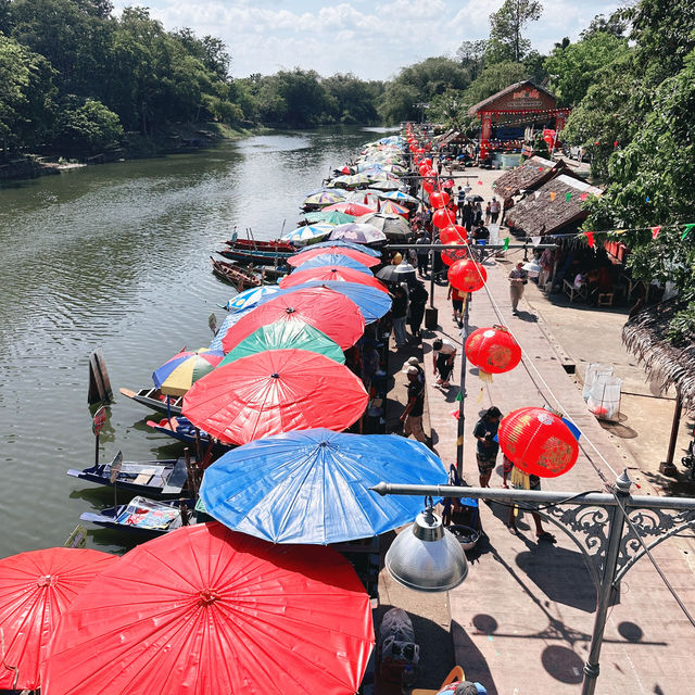 Boats, Bites, and Bright Lights: My Fun Day at Hatyai’s Floating Market!