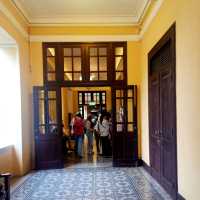 เที่ยว Museum เดินทางด้วยรถไฟ้า