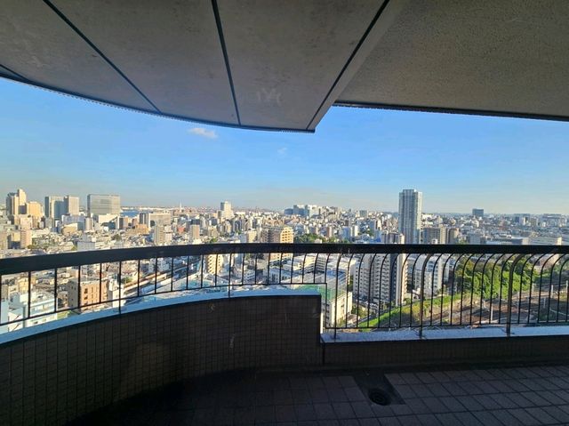 在花園旁邊的東京高級商務酒店