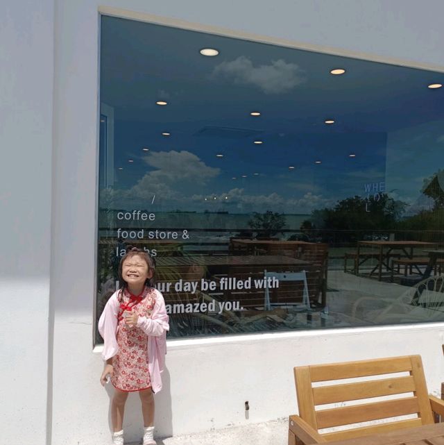 Desaru Perfect Sport Seaview Cafe and nice foodie 