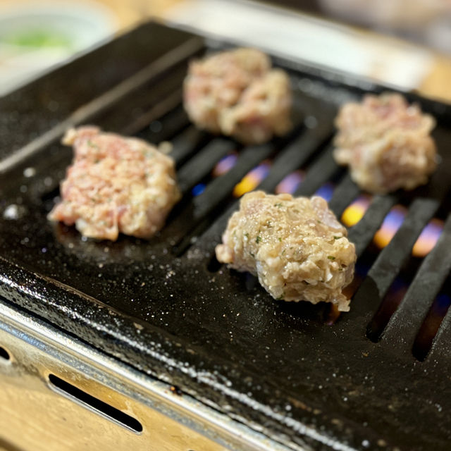 【大阪・難波】焼鳥と鳥刺しが味わえるお得なコース「鉄板ぢどり焼TARO 難波中店」