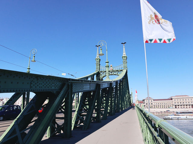 匈牙利🇭🇺 ｜布達佩斯自由橋🌉