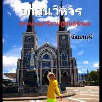 ชมสถาปัตยกรรมสไตล์โกธิค