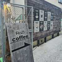 [新大久保]落ちついた雰囲気の新大久保カフェ[ROZI coffee]