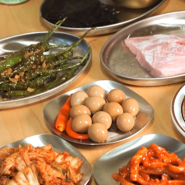 隱藏於巷弄內的正宗韓式燒肉店 ｜SomeSome