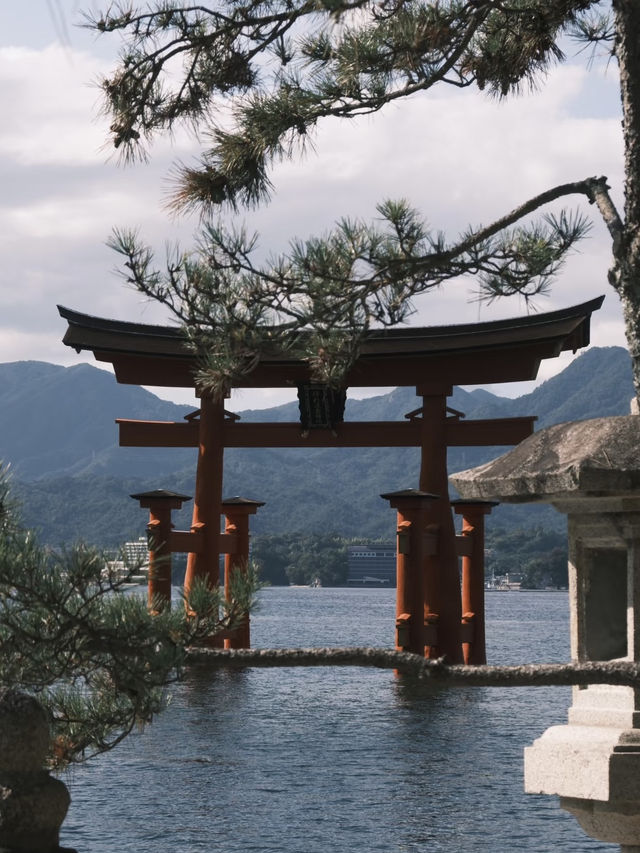 Historical Moment, travelling back in time - A day trip to Hiroshima
