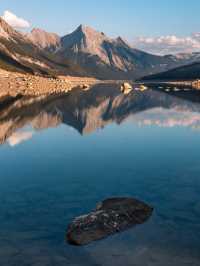 A Visit to Maligne Lake, Alberta: A Journey into Nature’s Wonderland