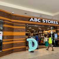 【ワイキキ】日焼けキティちゃんがゲットできる🎀ABC ストア
