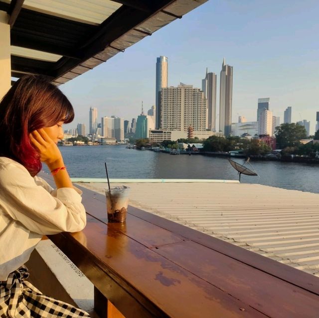 【バンコク】チャオプラヤー川沿いのカフェ Woodbrook Bangkok