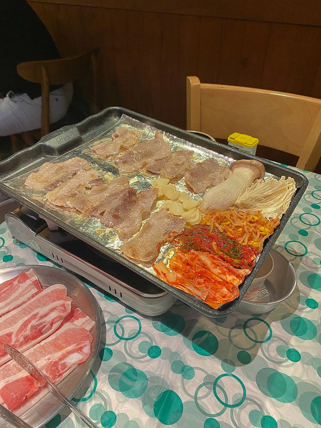 이게 바로 진정한 레트로 맛집😳
