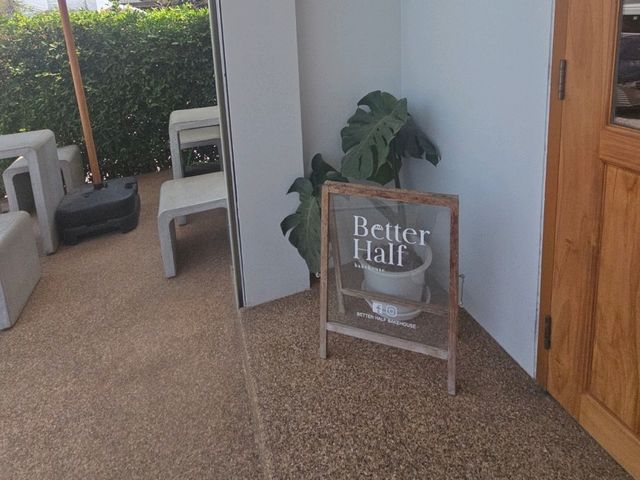 Better Half มากกว่าคาเฟ่ คือที่นี่ 