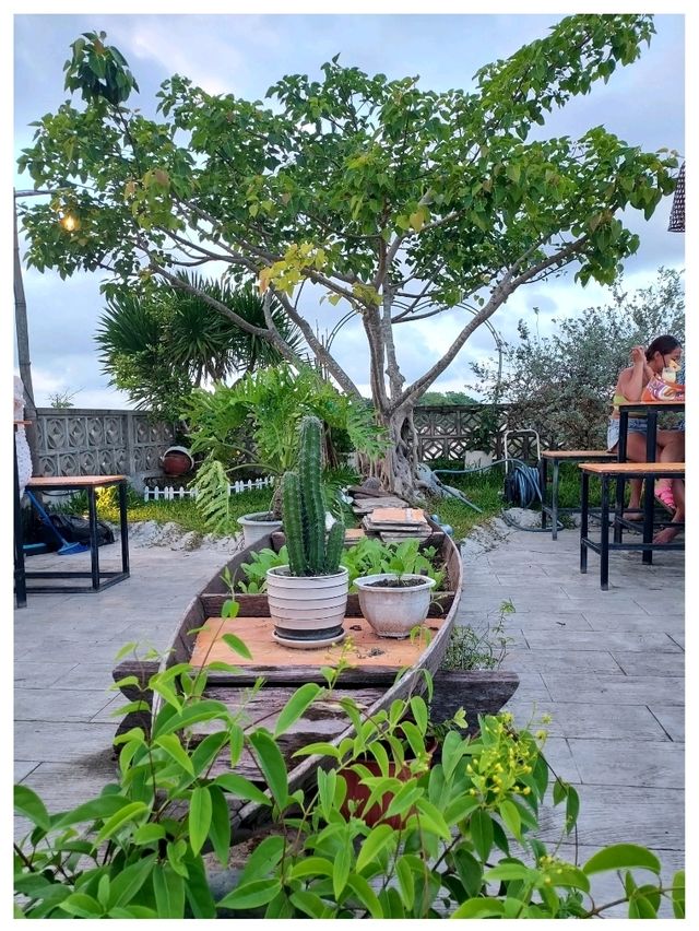 คาเฟ่ย่านเมืองเก่าฮอนอัน