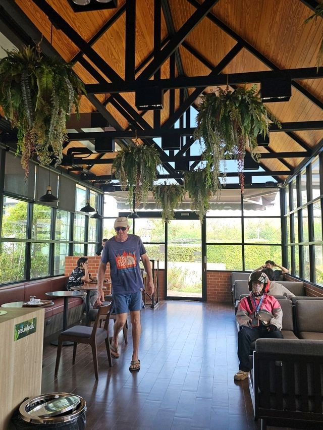 Amazon cafe @ท่าสว่าง จ.สุรินทร์