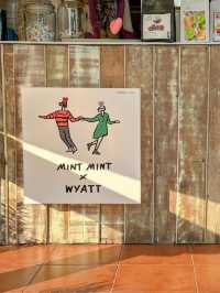 Mint mint Xyatt