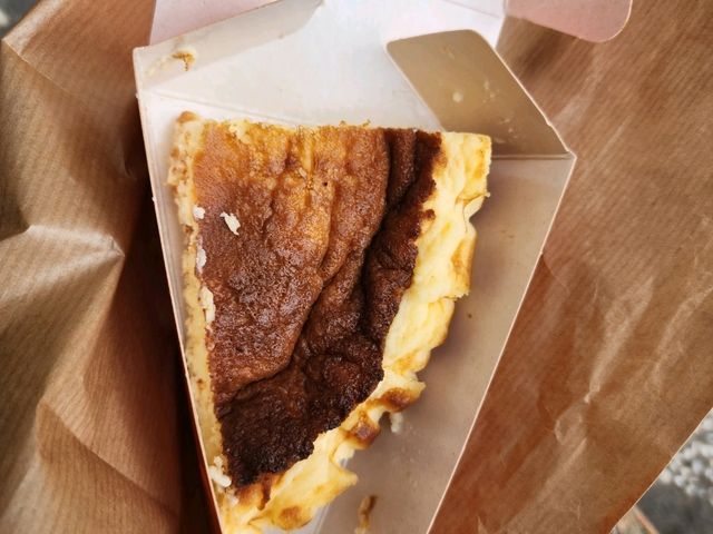 [🇪🇸グラナダ] 美食の街で食べ尽くし！絶品タパスとスイーツ巡り