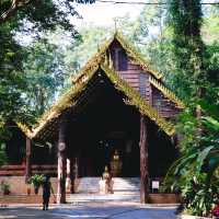 วัดเขาบรรจบ