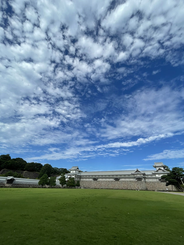 【石川】戦火を免れ江戸の建物が残る街・金沢