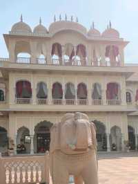#拉克西米維拉斯皇宮飯店（Laxmi Vilas Palace）印度巴拉特普爾