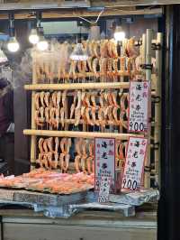 【京都🇯🇵】錦市場で食べ歩き🍡