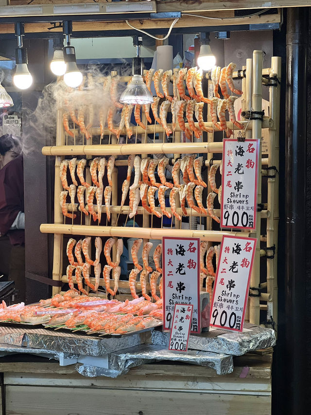 【京都🇯🇵】錦市場で食べ歩き🍡