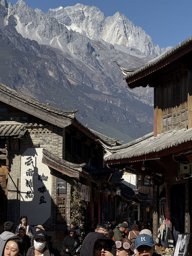Baisha Ancient town, Lijiang. A breathtaking and beautiful ancient town