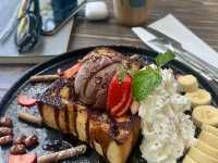 Relax and Enjoy at PiKGO Cafe, Phuket