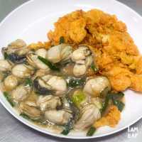 ร้านหอยทอดเจ้าดังแห่งพลับพลาไชยยาวนานกว่า 30ปี
