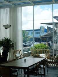 Seaside Bliss: A Hidden Café Gem on Johor's Western Coast