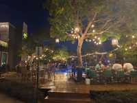 แจ่ม Cafe & Eatery