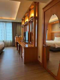 Stay in Sentosa, be the first to get to Universal Studios!