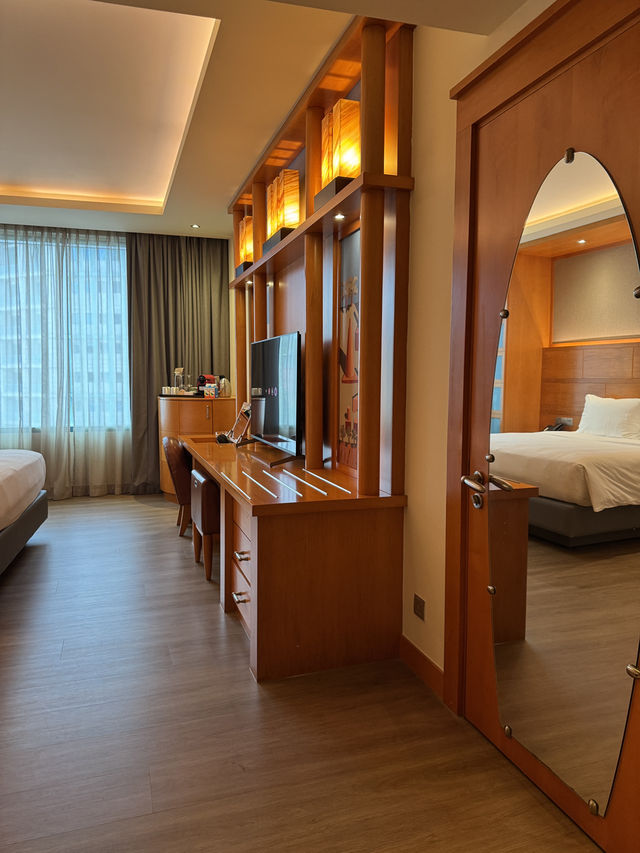 Stay in Sentosa, be the first to get to Universal Studios!