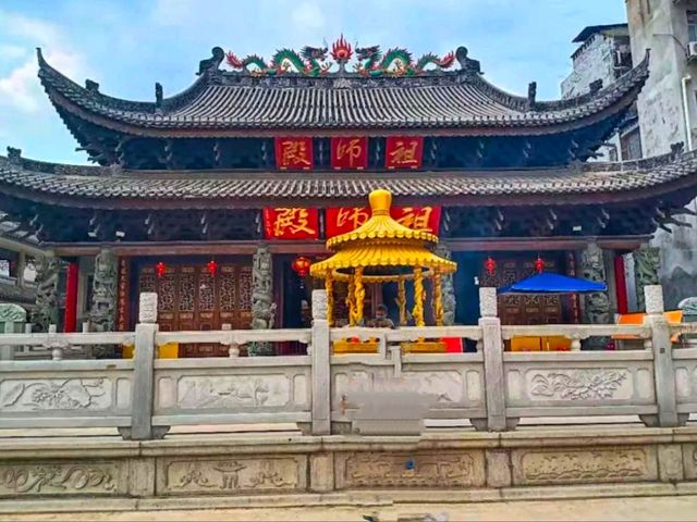 Hualin Buddhist Temple 华林寺