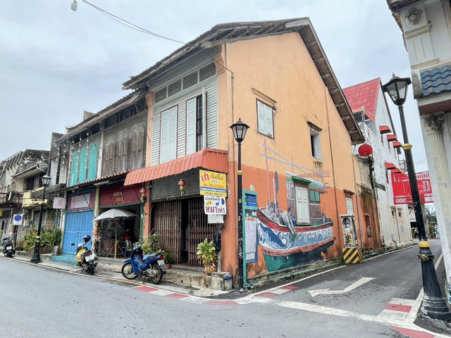 🌊🏰 SONGKHLA WEEKEND ESCAPE: Where Lakeside Charm Meets Coastal Adventures!