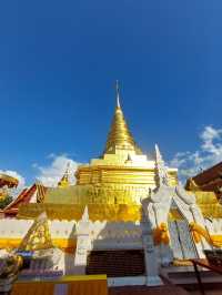 สักการะพระธาตุแช่แห้ง เสริมสิริมงคล ณ เมืองน่าน