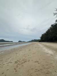 หาดสามร้อยยอด ที่เที่ยวไม่ไกลจากหัวหิน
