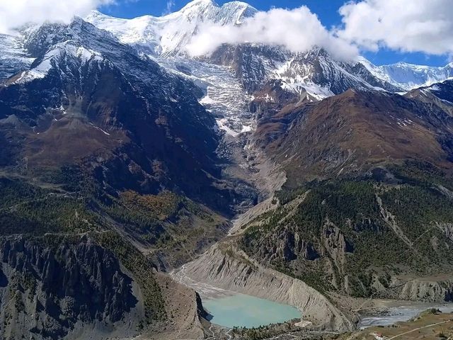 Into the Heart of the Himalayas: My Soul-Stirring Journey to Annapurna