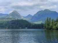 高塔特拉山區的斯特爾布斯凱湖（Štrbské pleso）