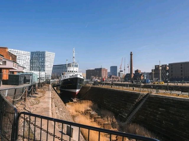 Title: Liverpool in Full Color: From Beatles Beat to Riverside Bliss