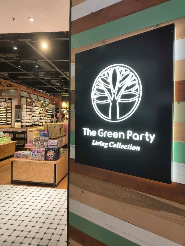 Last-Minute Gifts? The Green Party Has You Covered!