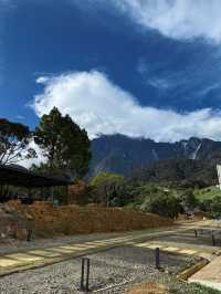 Looking for a 2D1N guide to Kundasang?