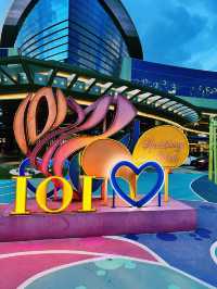 Stroll in Style at The Symphony Walk