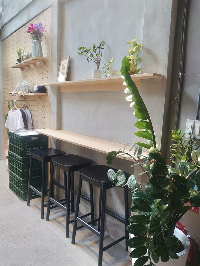 REN cafe คาเฟ่มัทฉะยืนหนึ่งที่เจริญกรุง 