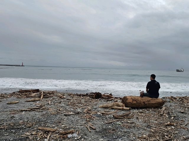 在花蓮與太平洋有約，海風、釣魚與賞鯨的完美時光