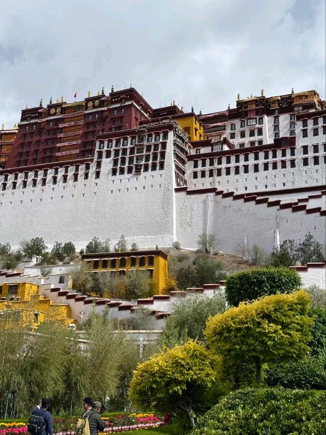 Litang: Heart of the Plateau, Soul of Tibet