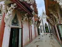 วัดศีรษะทอง ประดิษฐานองค์พระราหูขนาดใหญ่