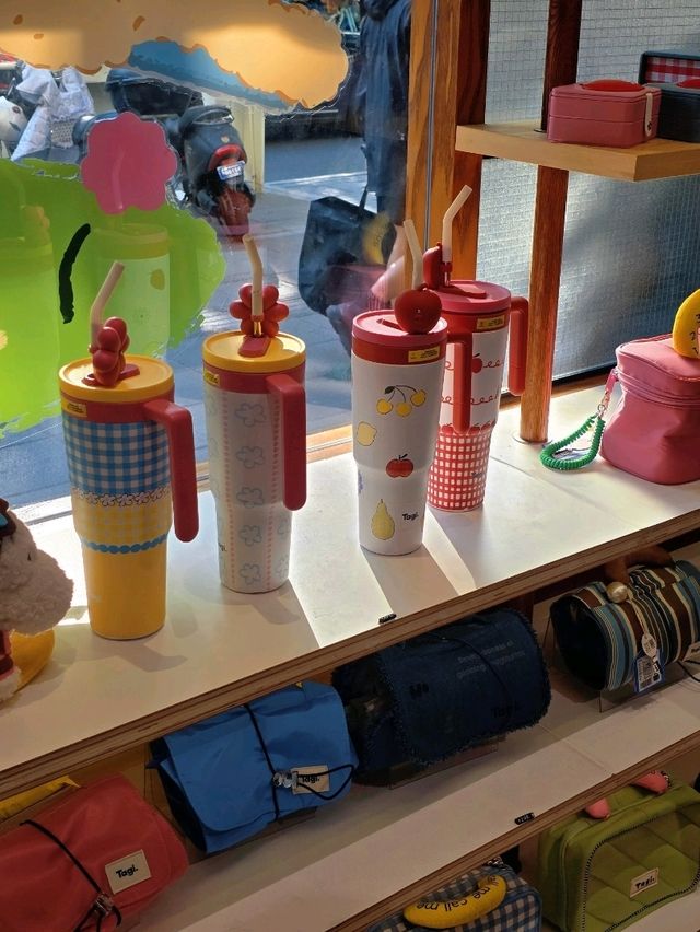 Tagi 🍎 ร้านของกุ๊กกิ๊กสุดน่ารักที่ Anfu Road