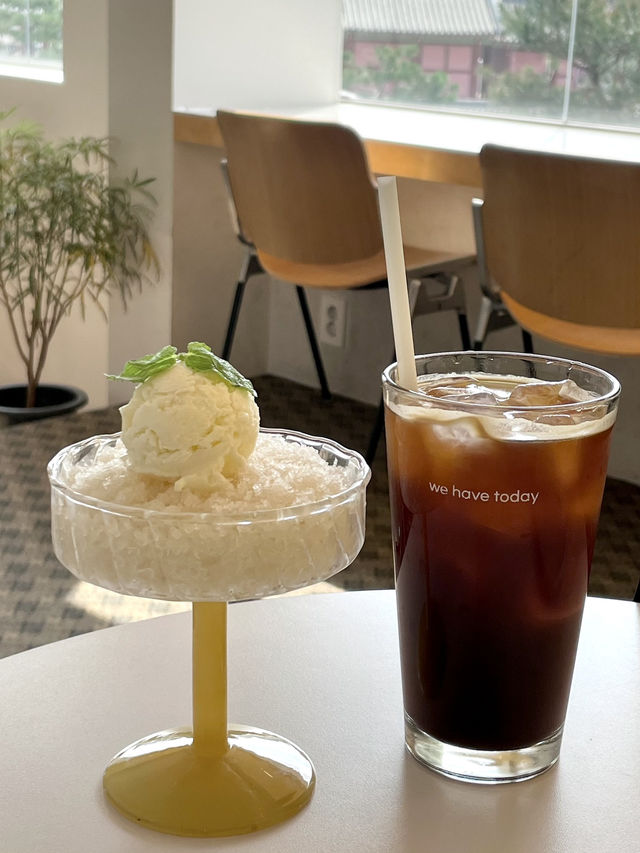 ☕  행궁동 감성 카페, 위해브투데이 