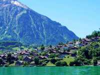 🌊 Lake Thun – A Mirror Between the Alps and the Sky