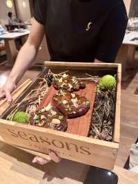 W Hotel重現料理鼠王雜菜煲「Seasons」